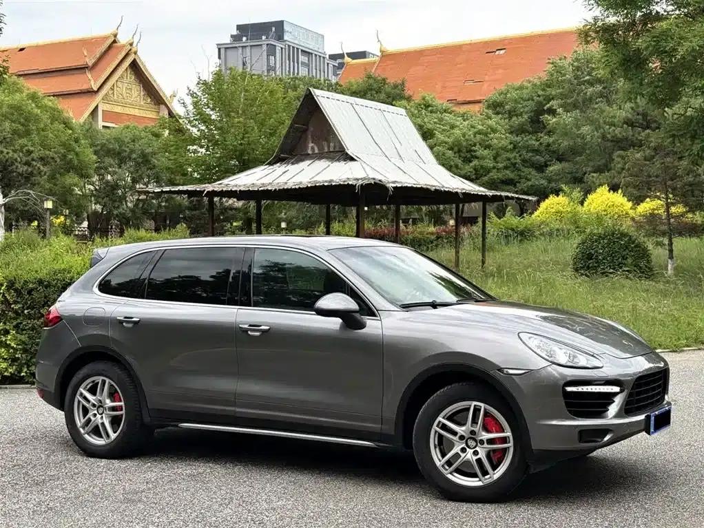 Cayenne 2011 Cayenne Turbo 4.8T — миниатюра 4