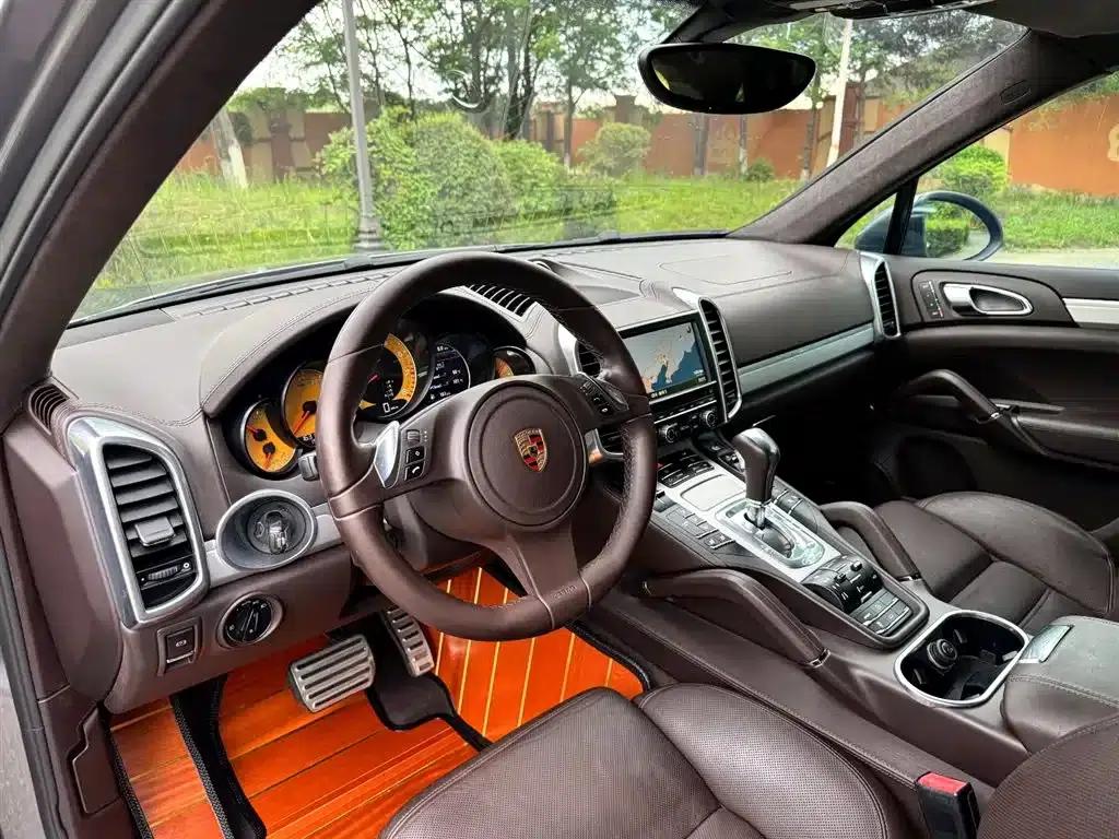 Cayenne 2011 Cayenne Turbo 4.8T — миниатюра 6