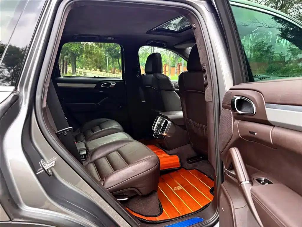 Cayenne 2011 Cayenne Turbo 4.8T — миниатюра 10