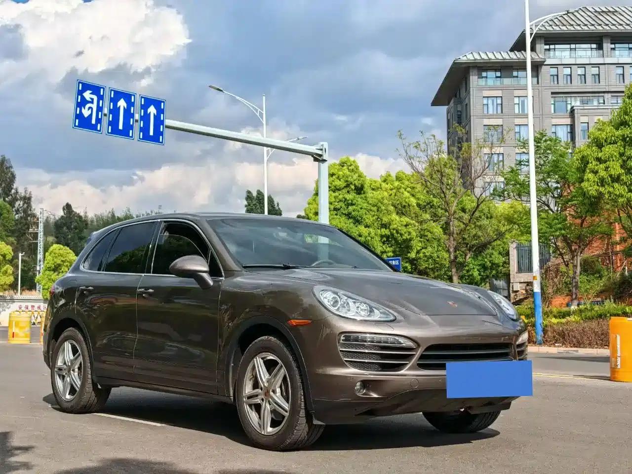 2012 Cayenne 3.6L US Spec — миниатюра 3