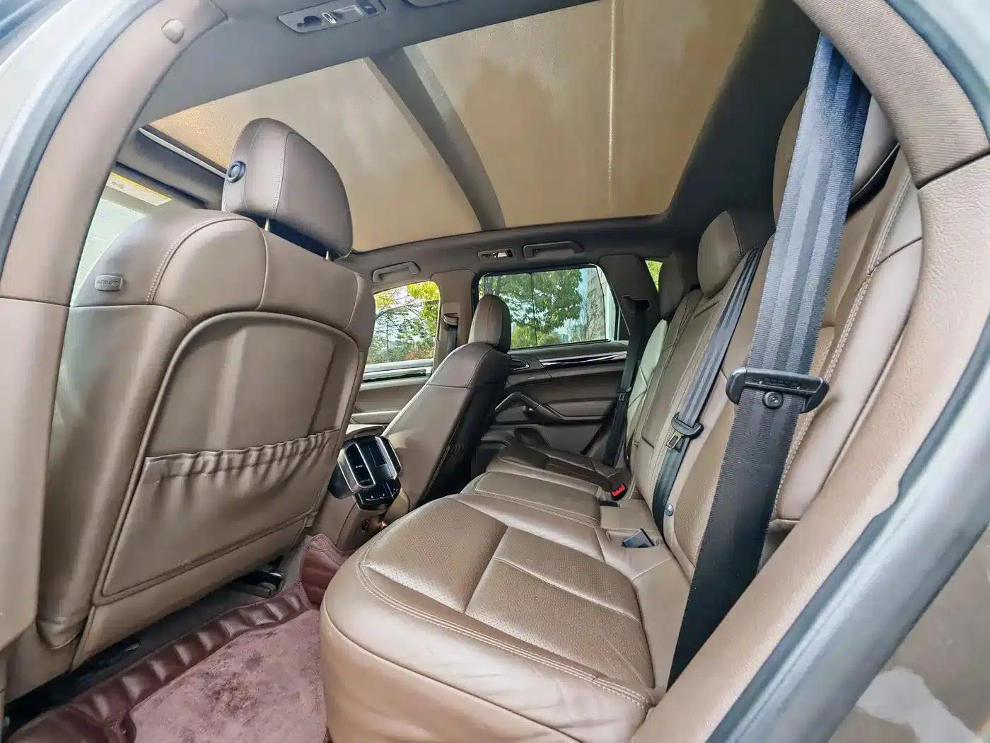 2012 Cayenne 3.6L US Spec — миниатюра 5