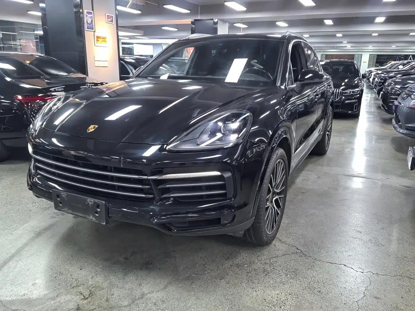 Cayenne 2018 Cayenne 3.0T — миниатюра 1