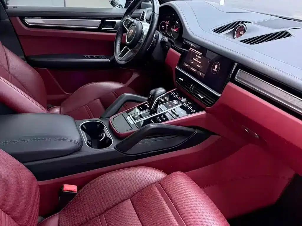 2023 Cayenne 3.0T Platinum Edition — миниатюра 3
