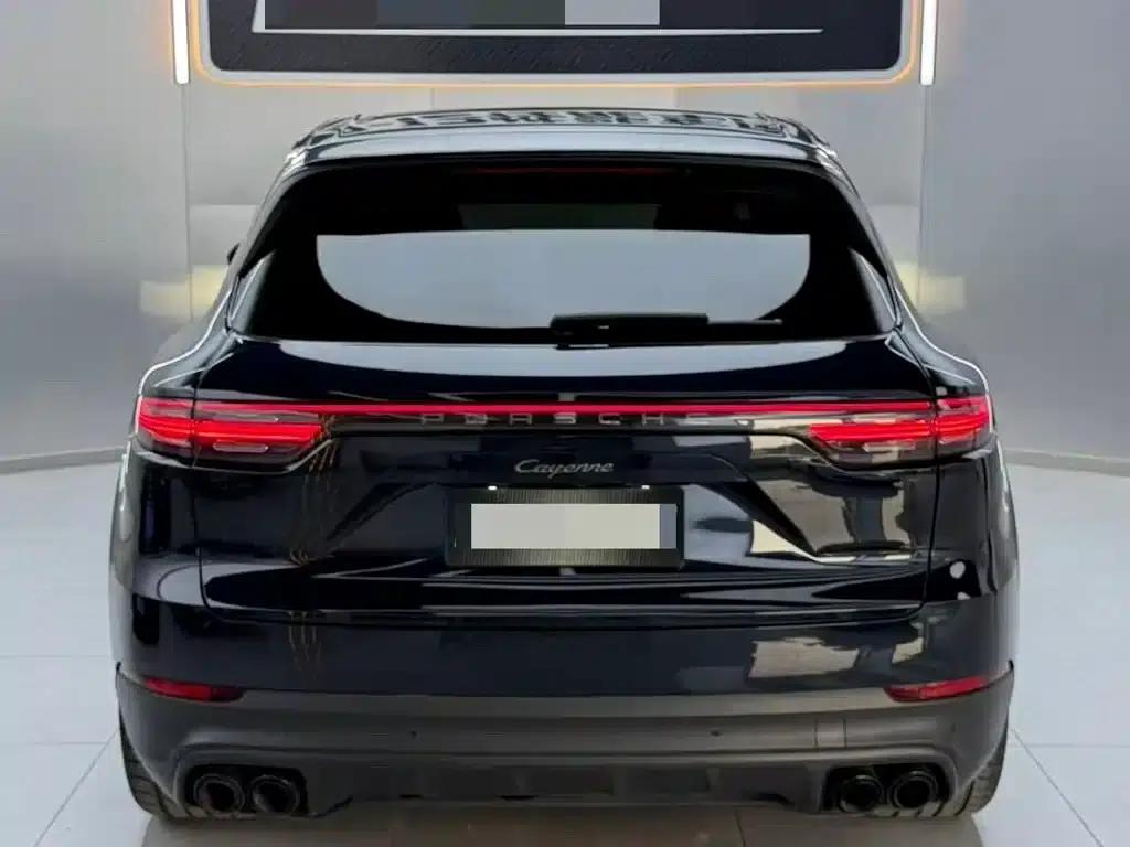 2023 Cayenne 3.0T Platinum Edition — миниатюра 8