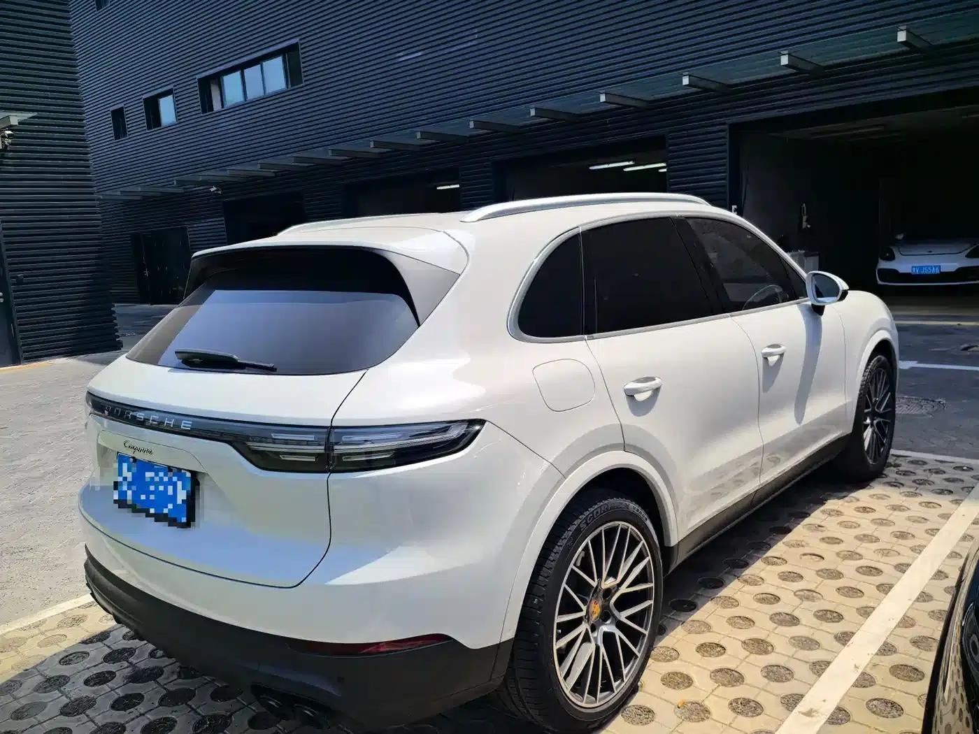 Cayenne 2019 Cayenne 3.0T — миниатюра 2