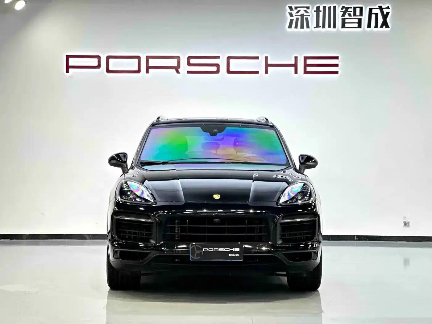 2023 Cayenne S 2.9T Platinum Edition — миниатюра 2
