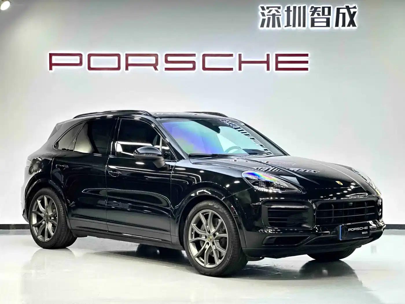 2023 Cayenne S 2.9T Platinum Edition — миниатюра 3