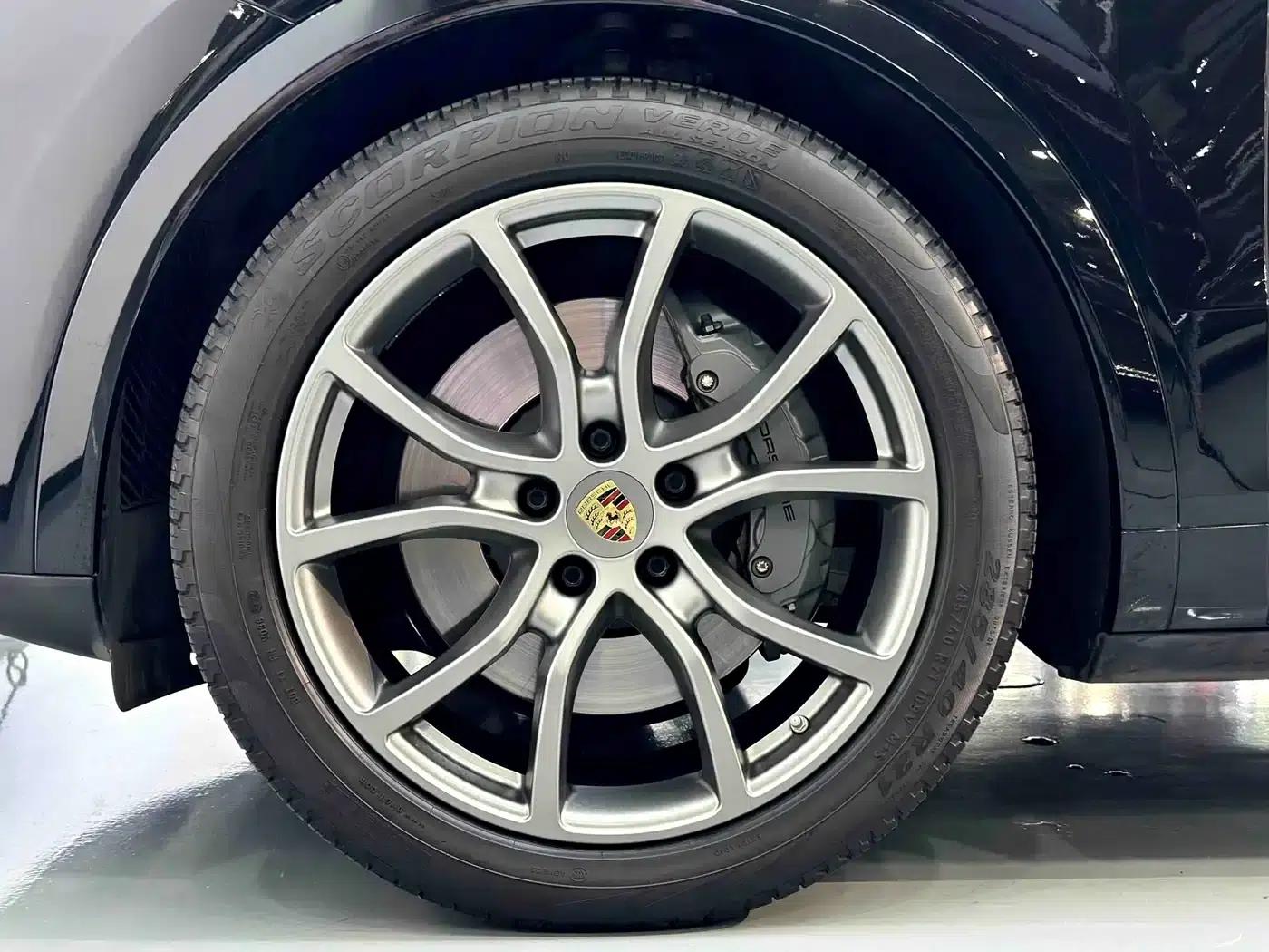 2023 Cayenne S 2.9T Platinum Edition — миниатюра 29