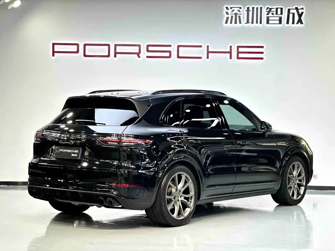 2023 Cayenne S 2.9T Platinum Edition — миниатюра 7
