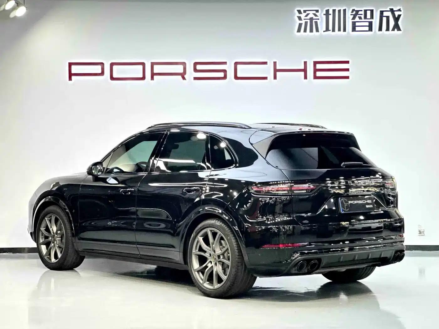 2023 Cayenne S 2.9T Platinum Edition — миниатюра 9