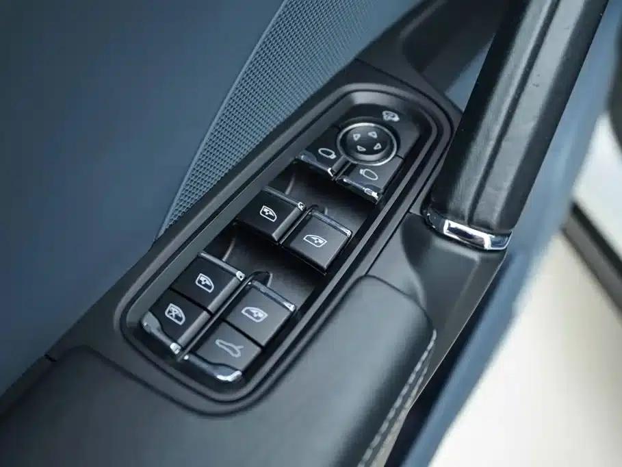 Cayenne 2011 Cayenne 3.0T — миниатюра 11