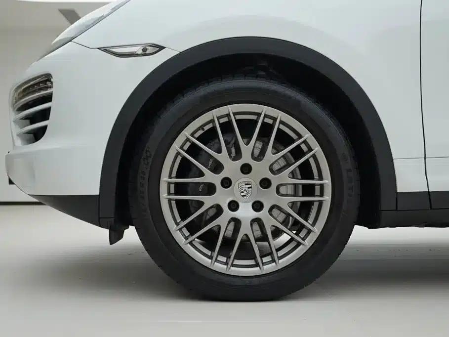 Cayenne 2011 Cayenne 3.0T — миниатюра 16