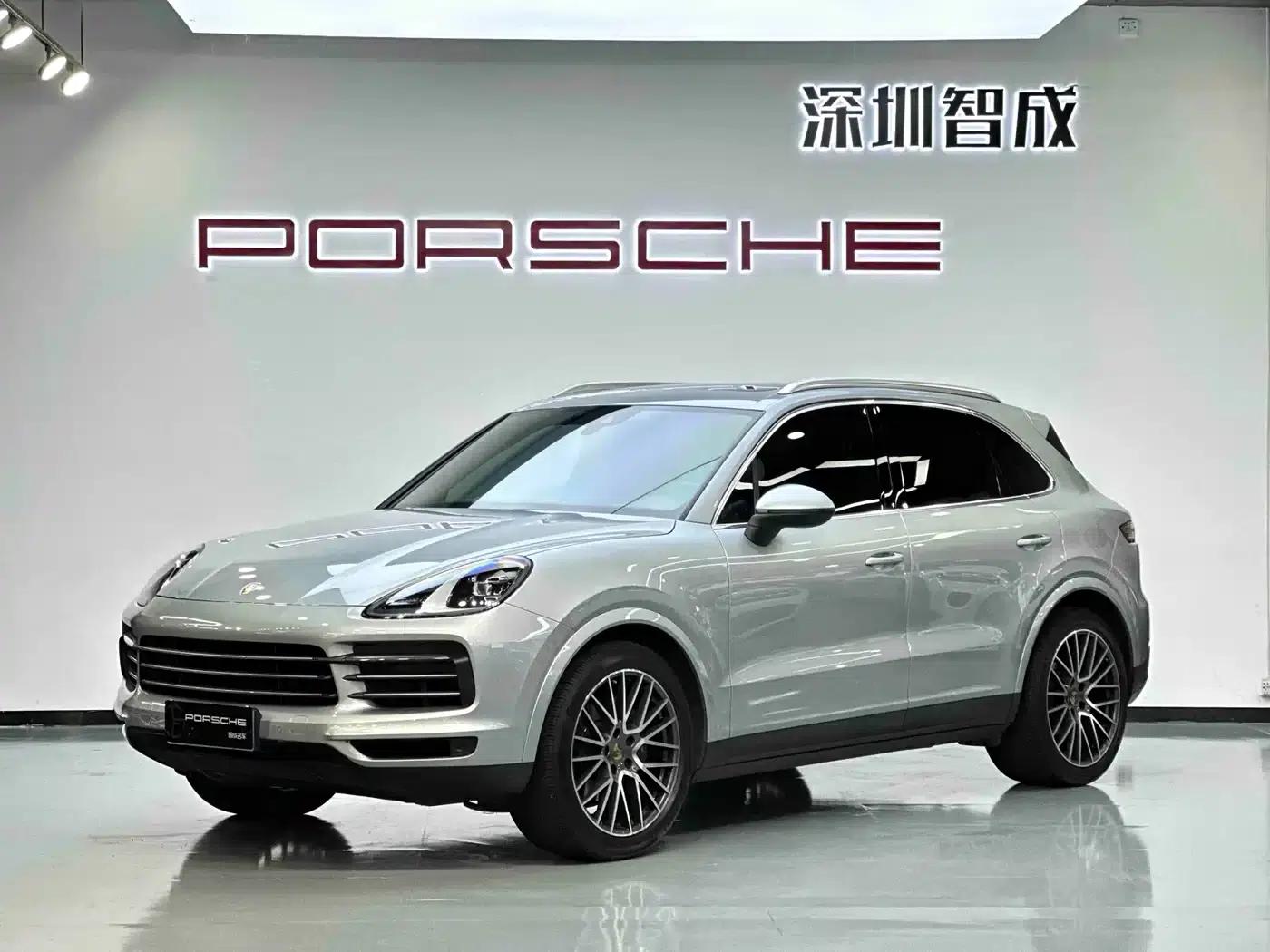 2022 Cayenne 3.0T Platinum Edition — миниатюра 1