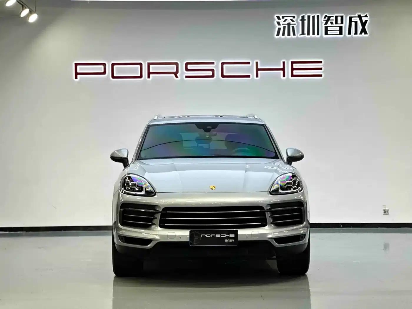 2022 Cayenne 3.0T Platinum Edition — миниатюра 2