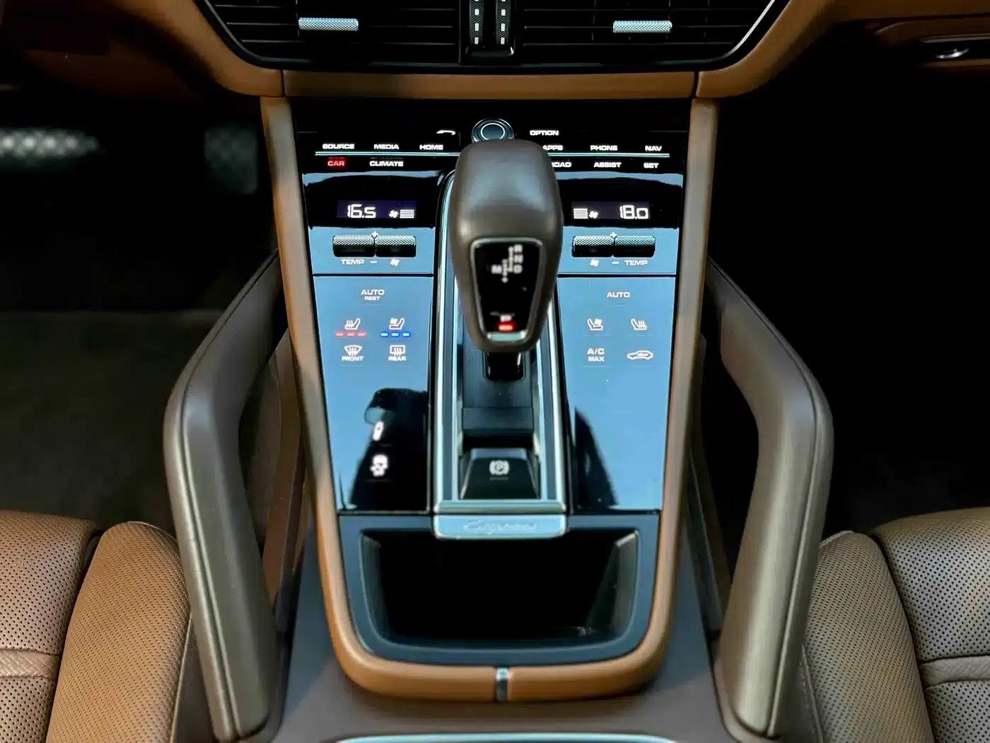 2022 Cayenne 3.0T Platinum Edition — миниатюра 21