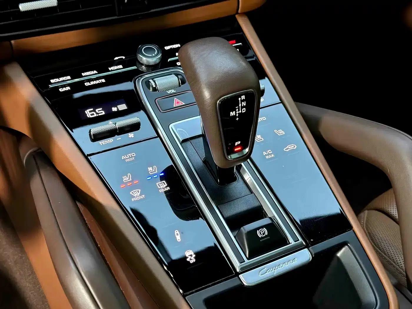2022 Cayenne 3.0T Platinum Edition — миниатюра 22