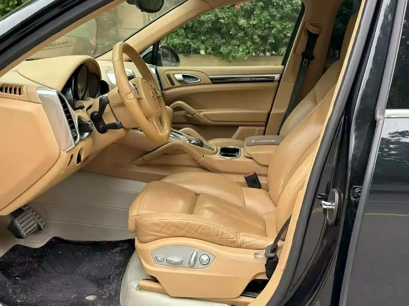 Cayenne 2014 Cayenne Platinum Edition 3.0T — миниатюра 7