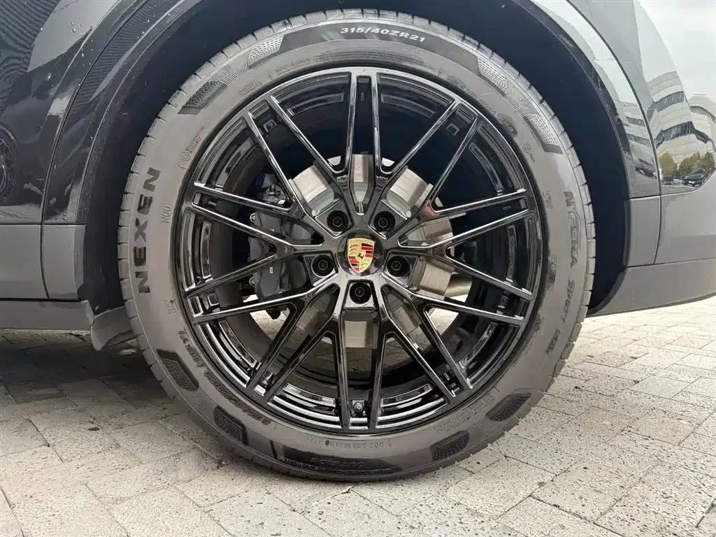 2025 Cayenne 3.0T Dream Edition — миниатюра 13