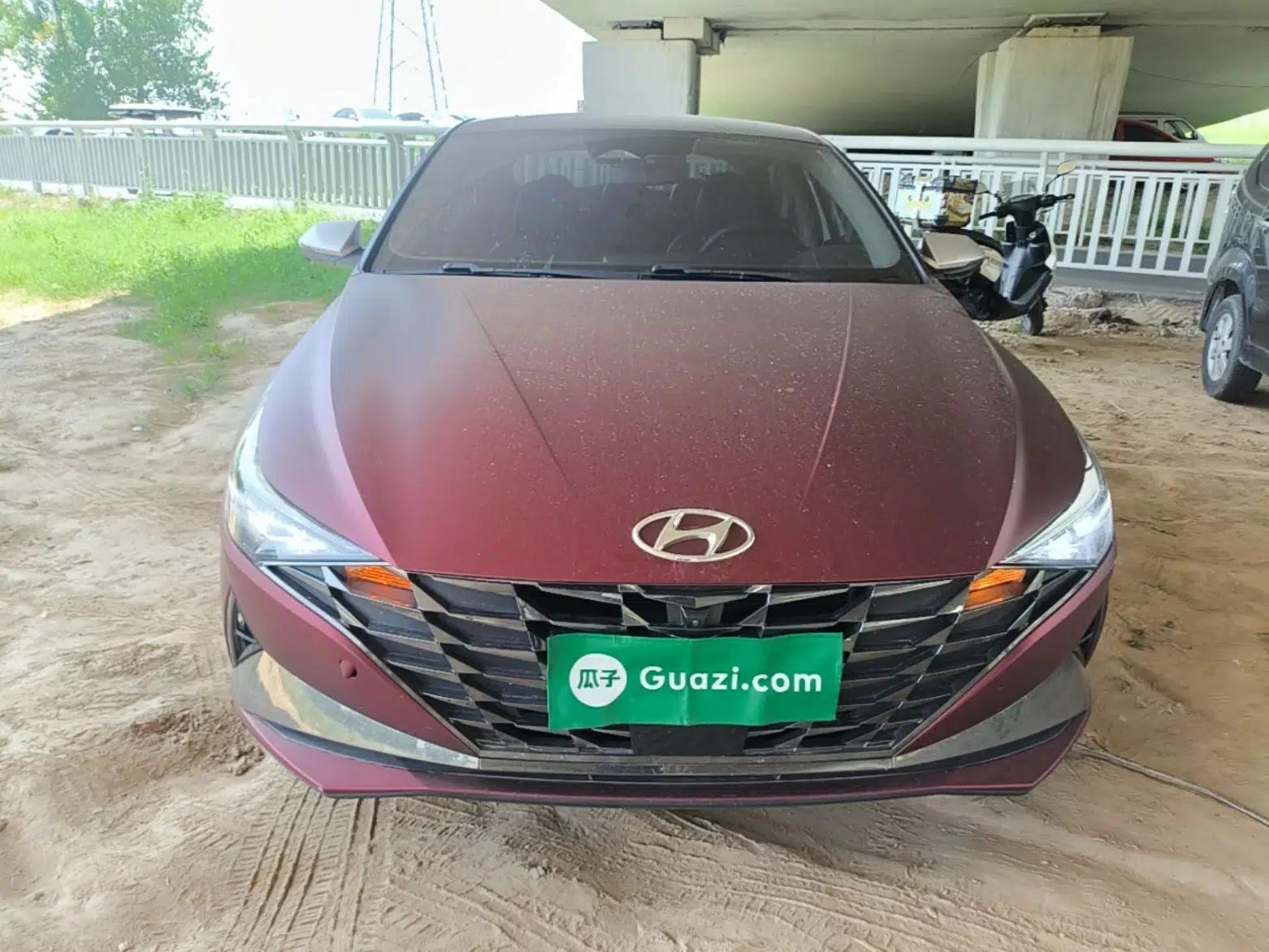 Hyundai Elantra 2021 1.5L CVT TOP Flagship Edition — миниатюра 2