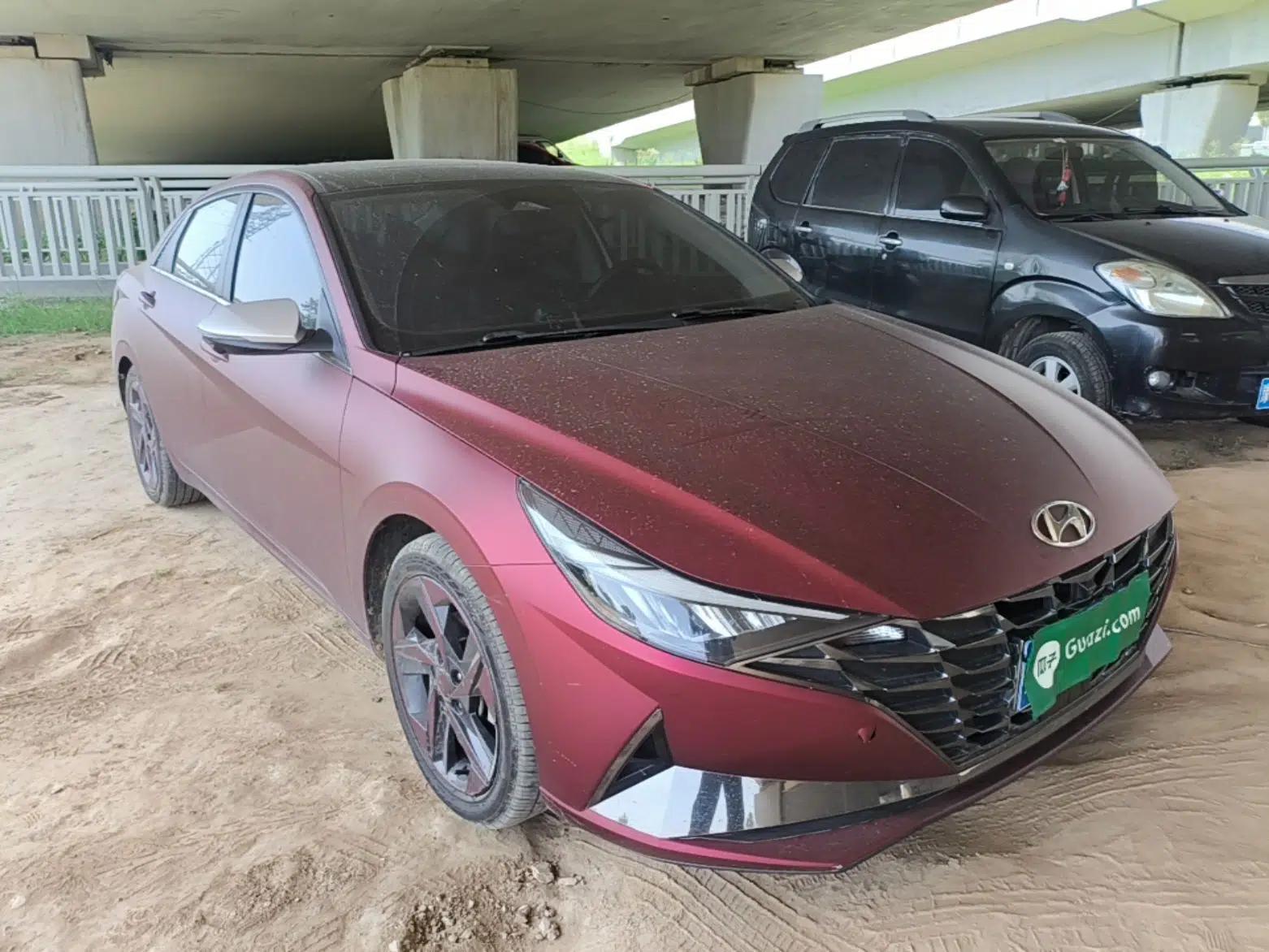 Hyundai Elantra 2021 1.5L CVT TOP Flagship Edition — миниатюра 3