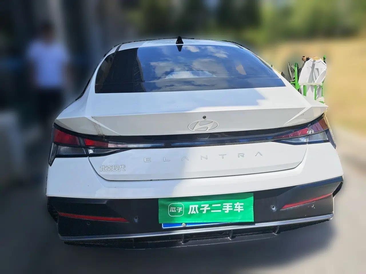 Hyundai Elantra 2023 1.5L CVT GLX Elite Edition — миниатюра 3