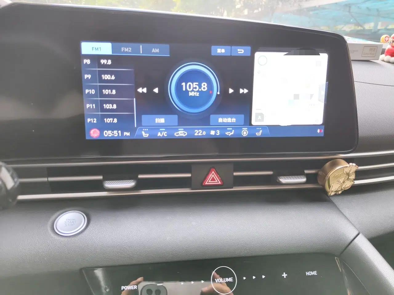 Hyundai Elantra 2021 1.5L CVT LUX Prestige Edition — миниатюра 13