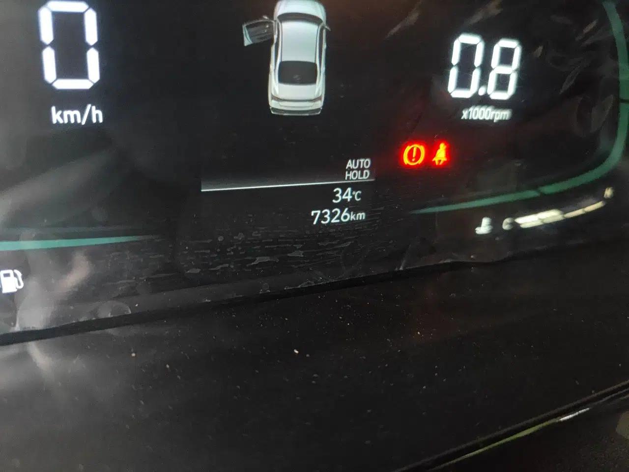 Hyundai Elantra 2023 1.5L CVT GLX Elite Edition — миниатюра 12