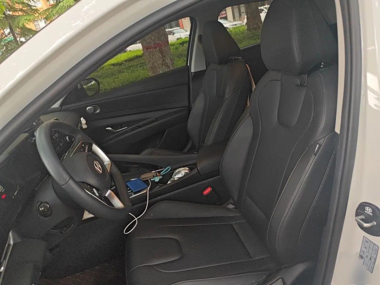 Hyundai Elantra 2023 1.5L CVT GLX Elite Edition — миниатюра 15
