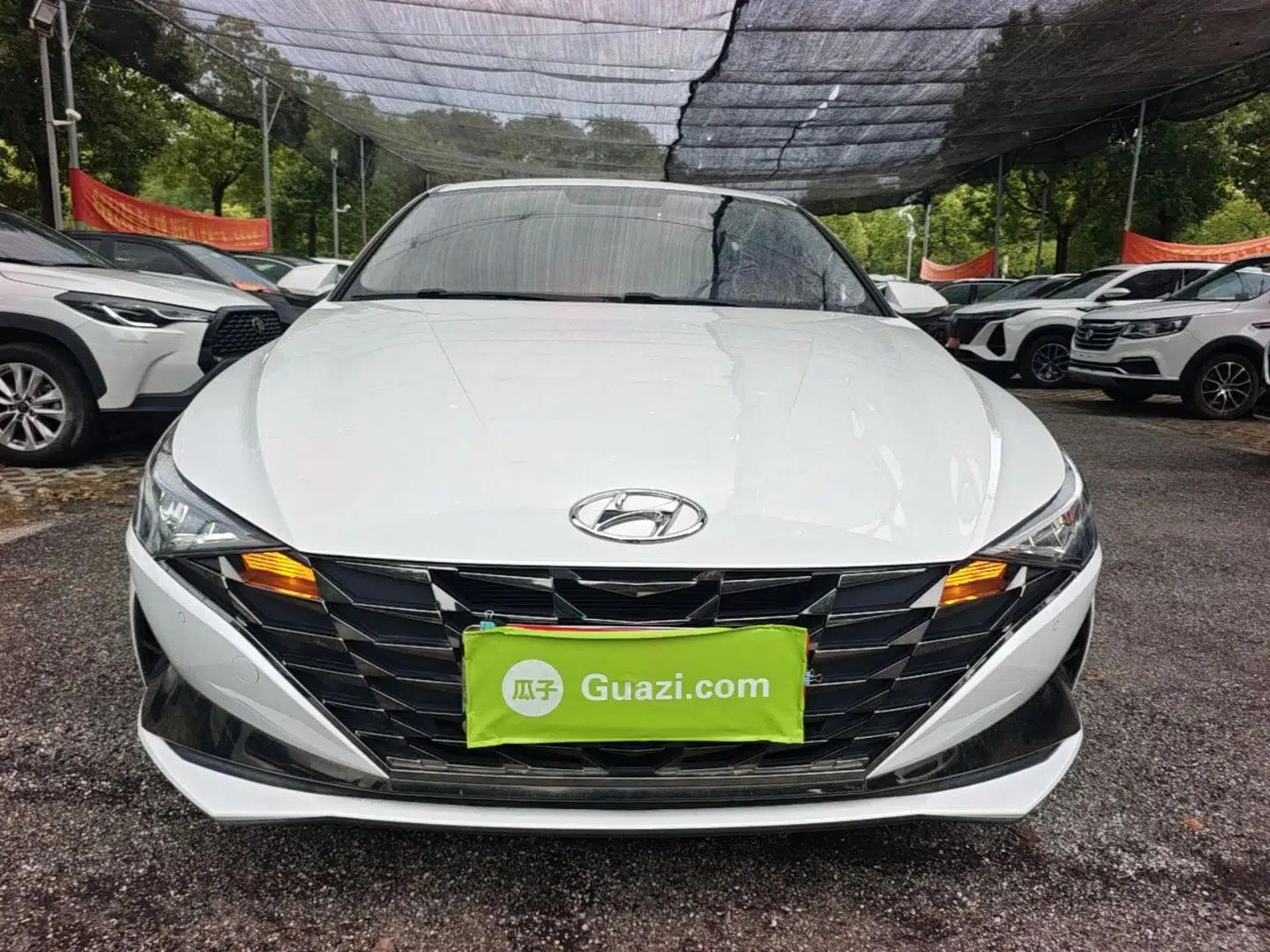Hyundai Elantra 2022 1.5L CVT GLX Elite Edition — миниатюра 2