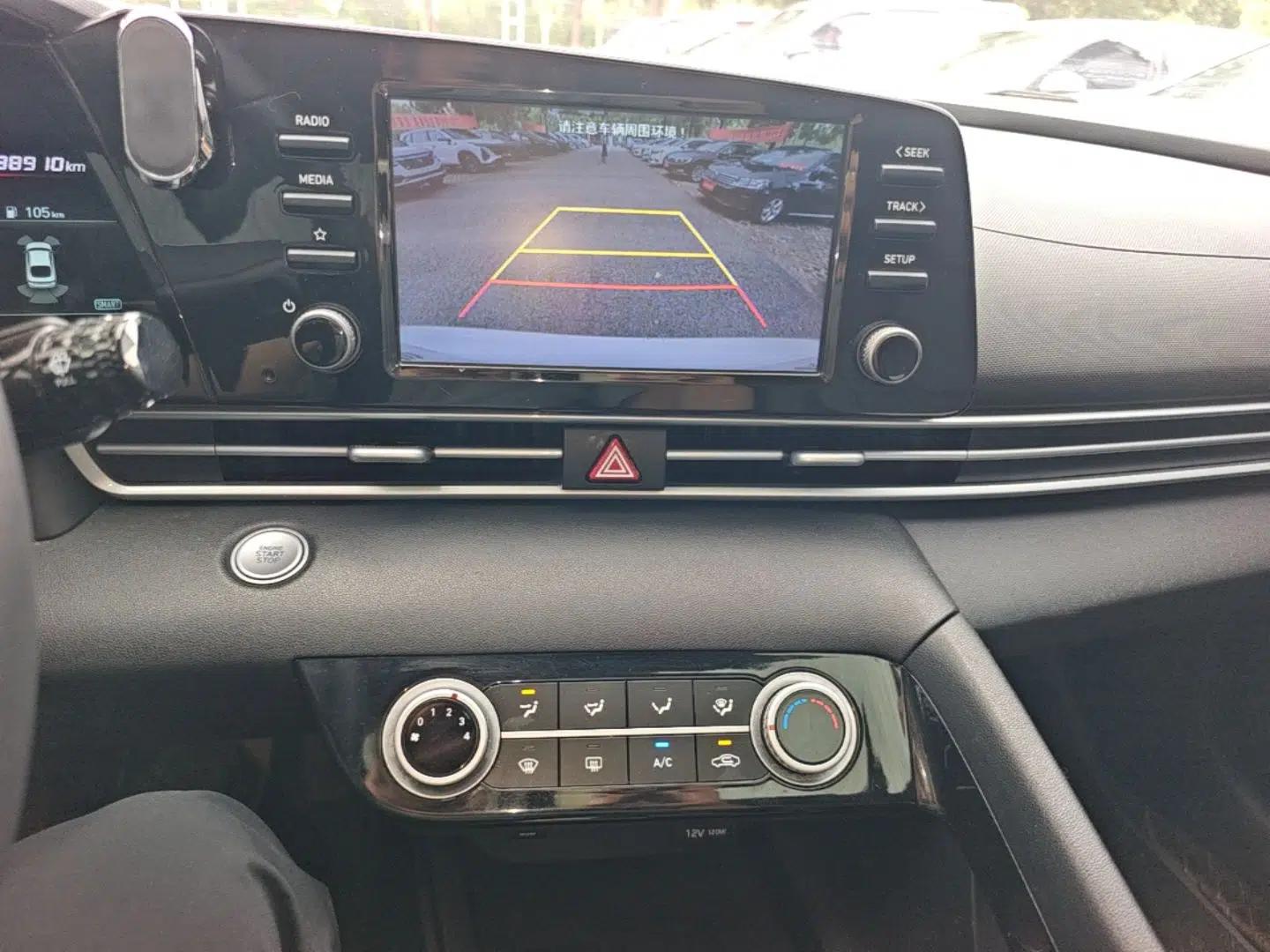 Hyundai Elantra 2022 1.5L CVT GLX Elite Edition — миниатюра 15