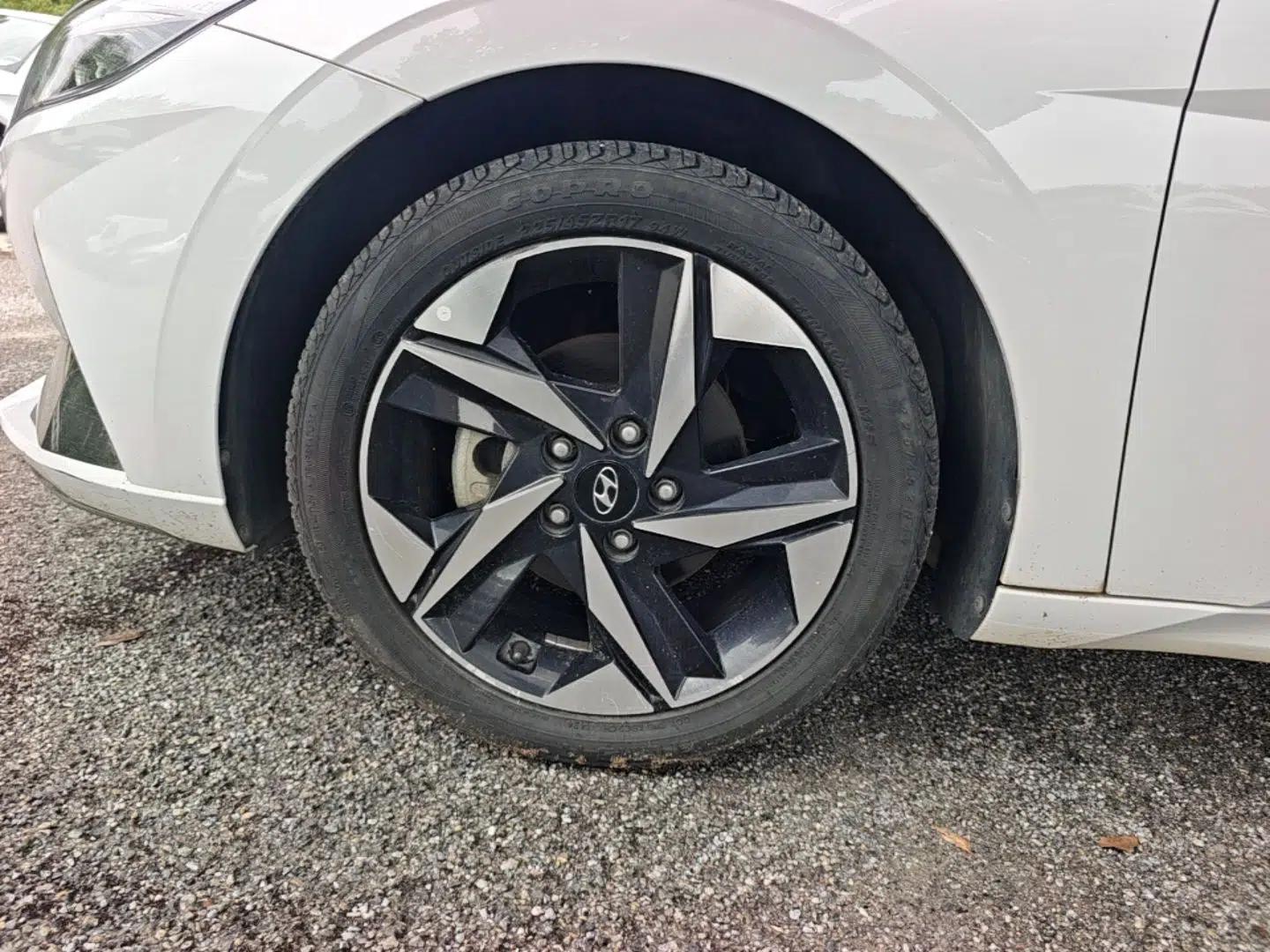 Hyundai Elantra 2022 1.5L CVT GLX Elite Edition — миниатюра 10