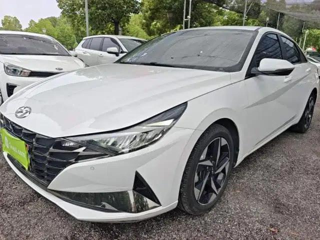 Hyundai Elantra 2022 1.5L CVT GLX Elite Edition