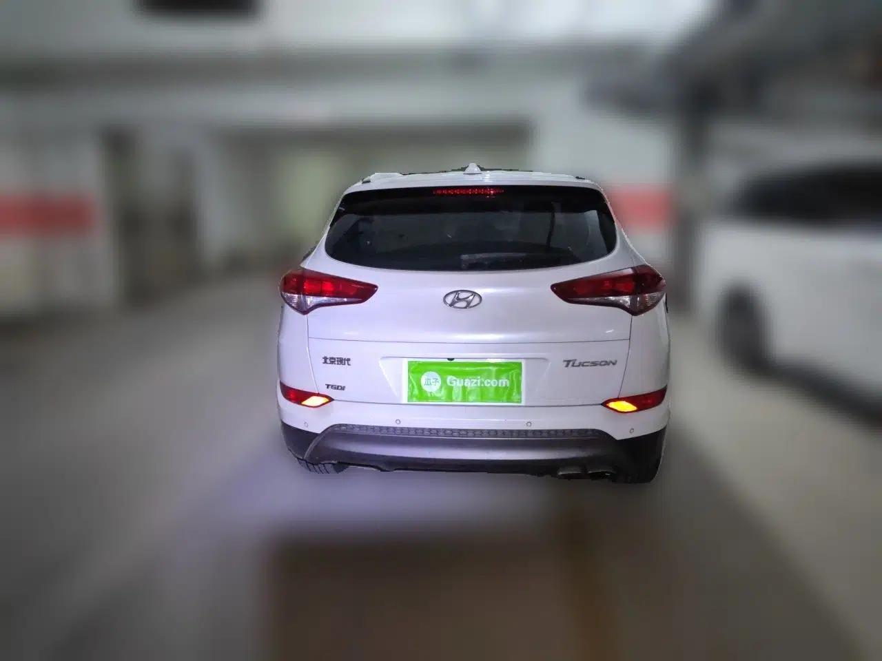 Hyundai Tucson 2015 1.6T Dual-Clutch Two-Wheel-Drive Smart Model — миниатюра 5