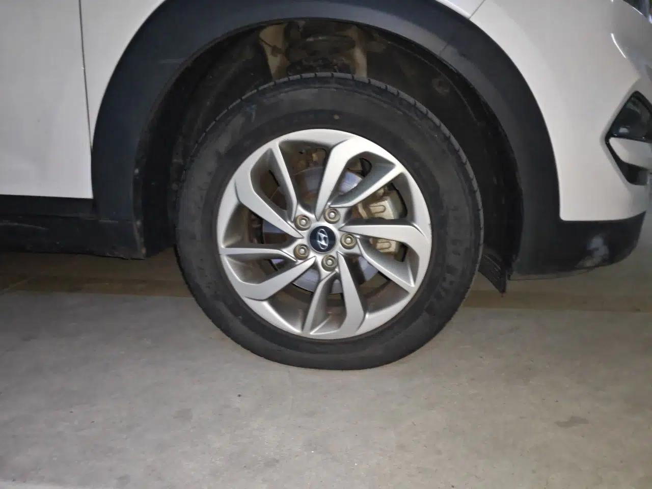 Hyundai Tucson 2015 1.6T Dual-Clutch Two-Wheel-Drive Smart Model — миниатюра 8