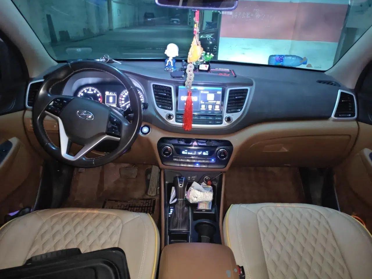 Hyundai Tucson 2015 1.6T Dual-Clutch Two-Wheel-Drive Smart Model — миниатюра 9