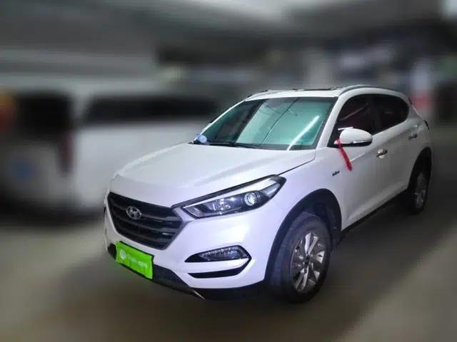 Hyundai Tucson 2015 1.6T Dual-Clutch Two-Wheel-Drive Smart Model