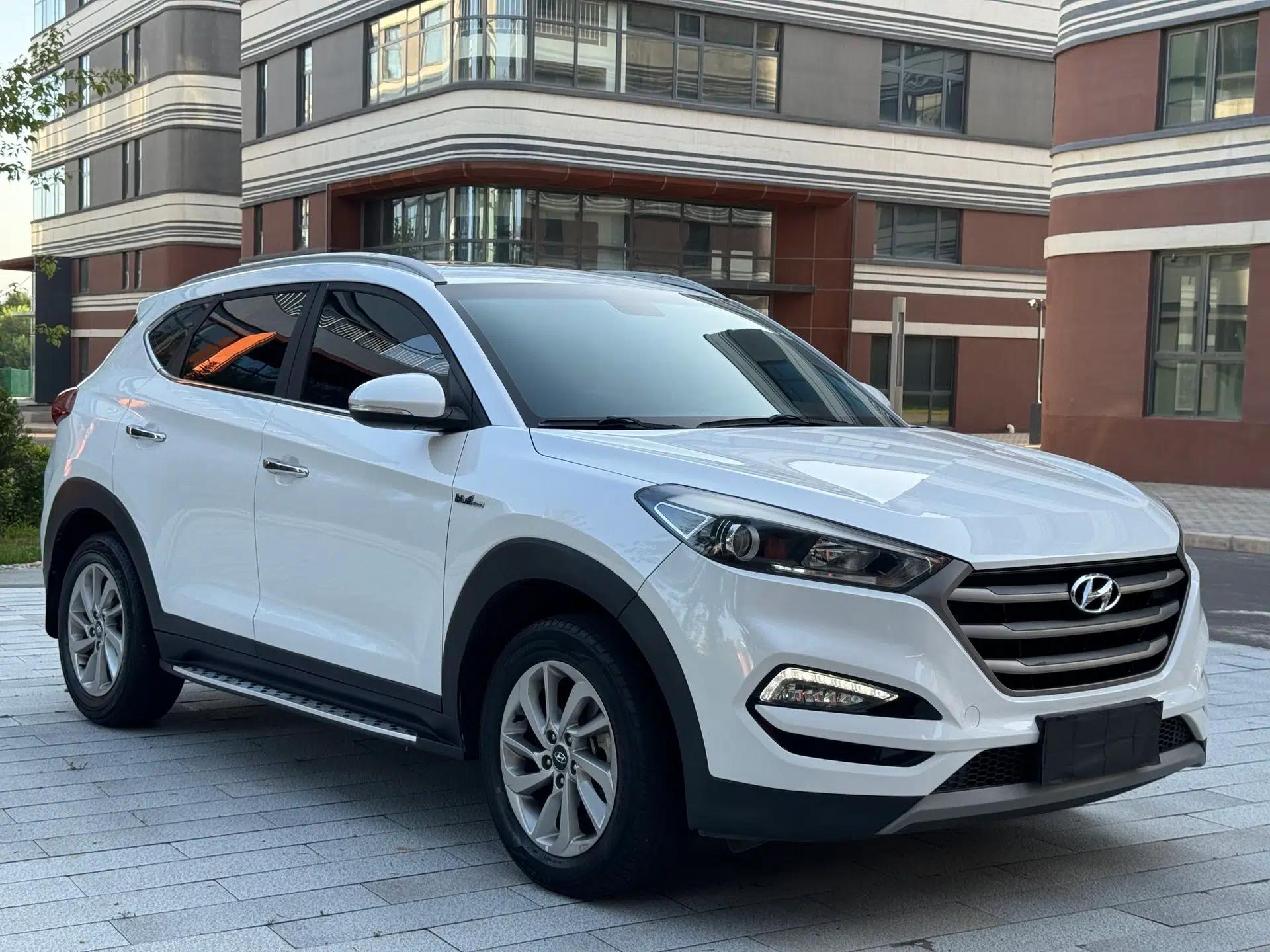 Hyundai Tucson 2015 1.6T Dual-Clutch Two-Wheel-Drive Smart Model — миниатюра 15