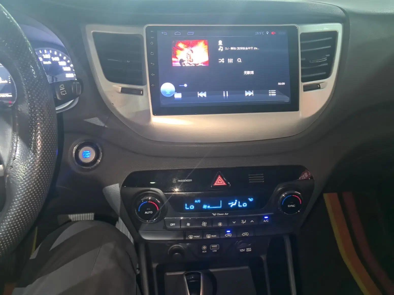 Hyundai Tucson 2015 1.6T Dual-Clutch Two-Wheel-Drive Smart Model — миниатюра 22