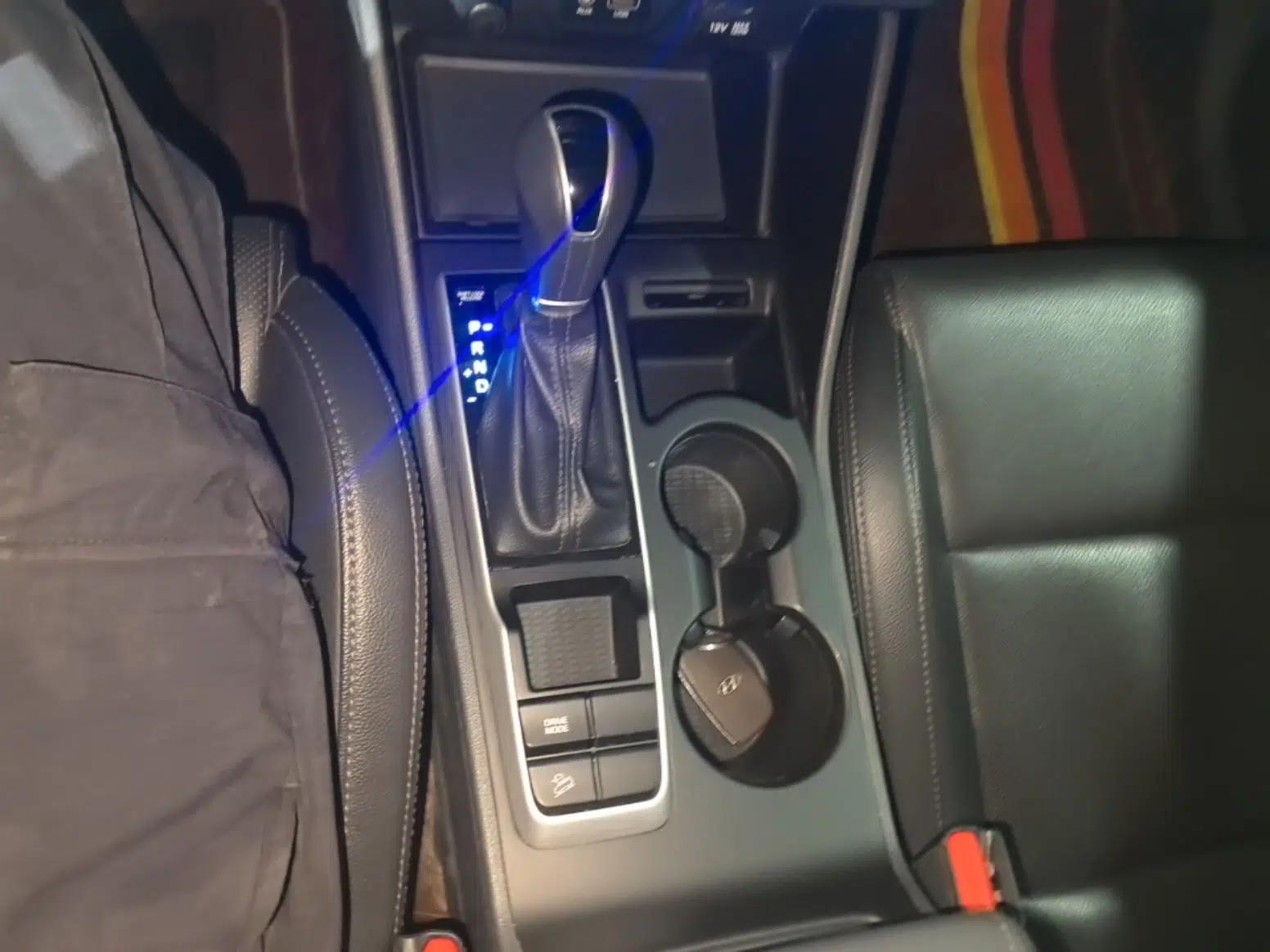 Hyundai Tucson 2015 1.6T Dual-Clutch Two-Wheel-Drive Smart Model — миниатюра 23