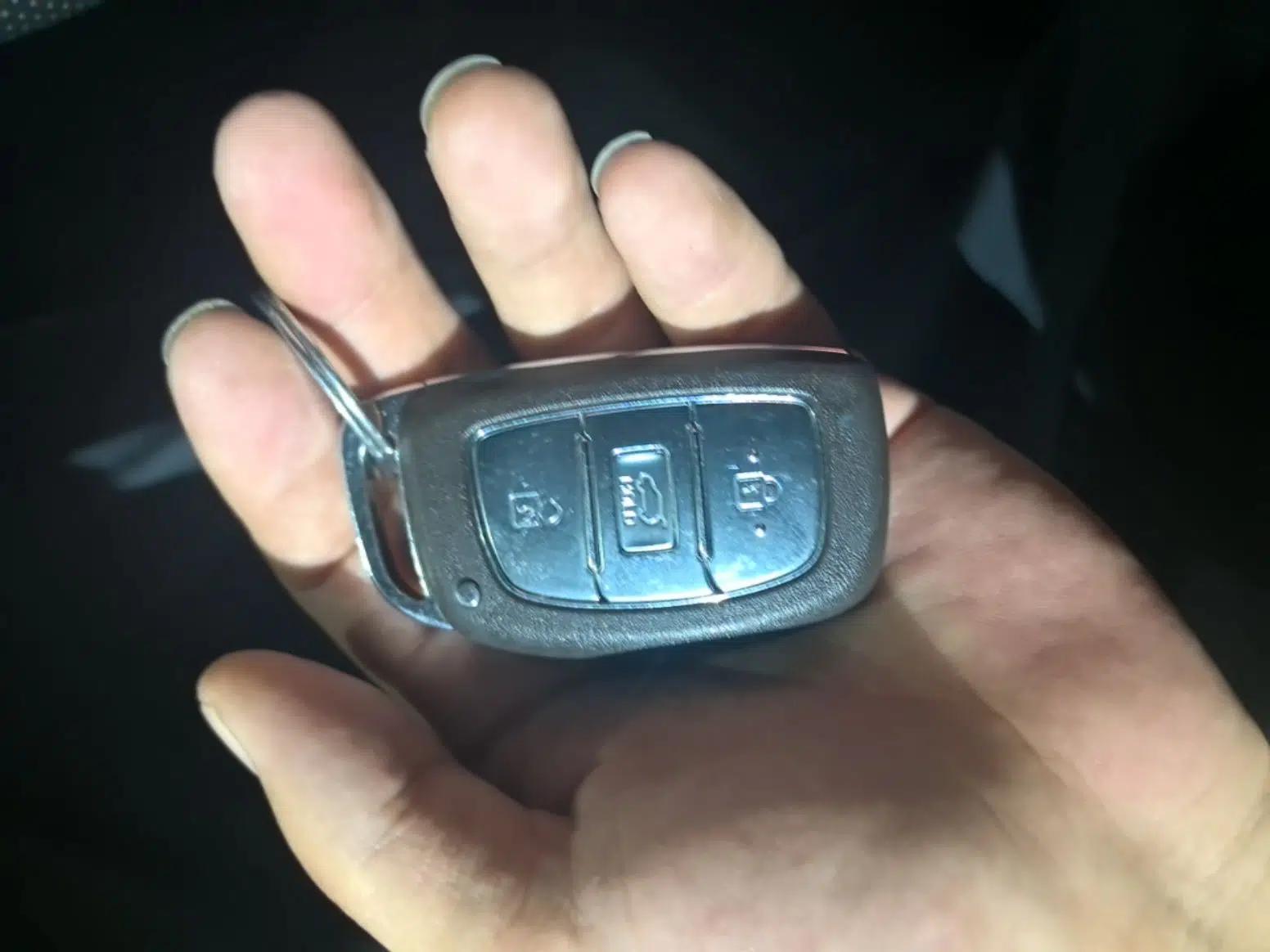 Hyundai Tucson 2015 1.6T Dual-Clutch Two-Wheel-Drive Smart Model — миниатюра 30