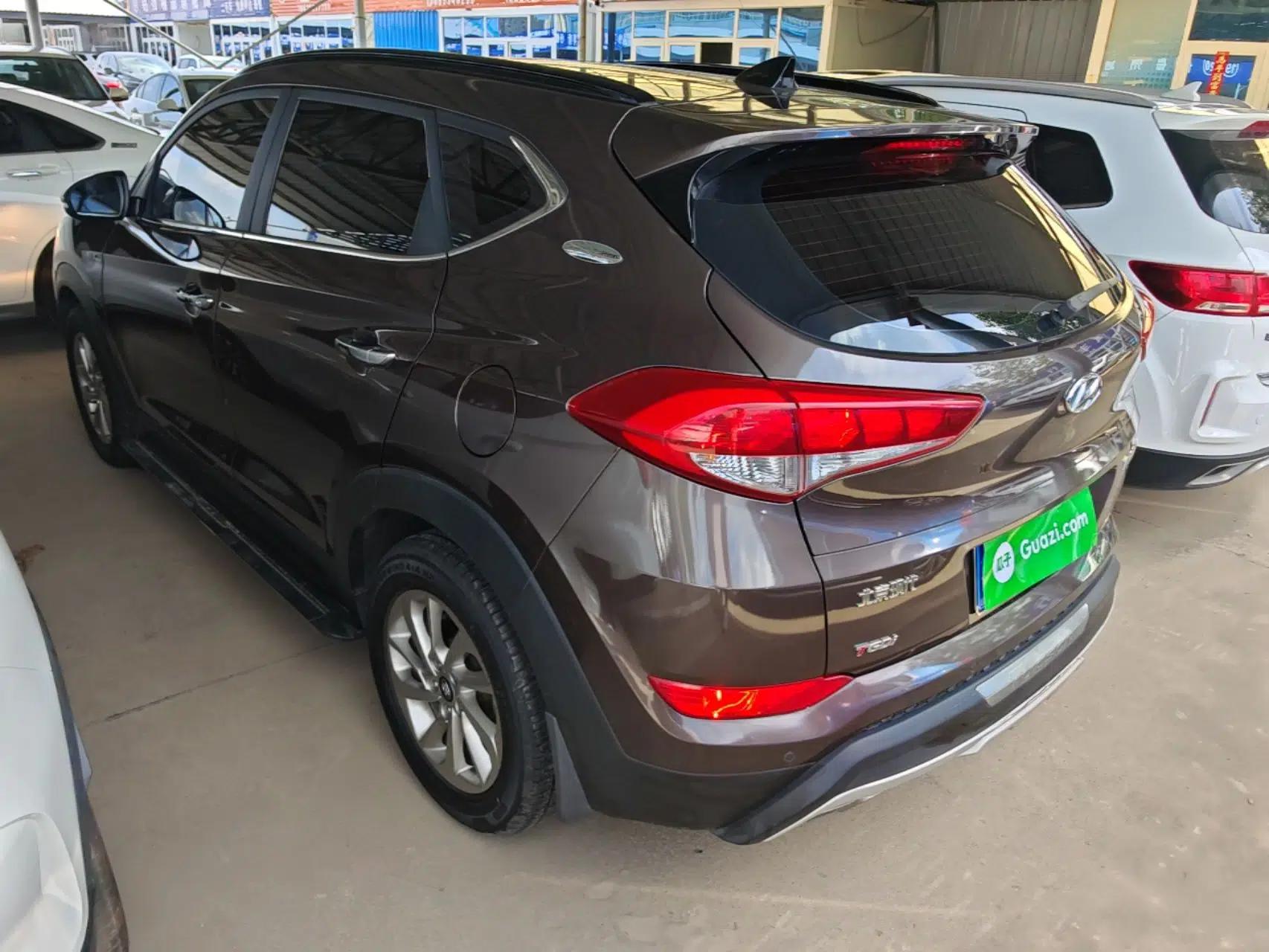 Hyundai Tucson 2015 1.6T Dual-Clutch Two-Wheel-Drive Smart Model — миниатюра 4