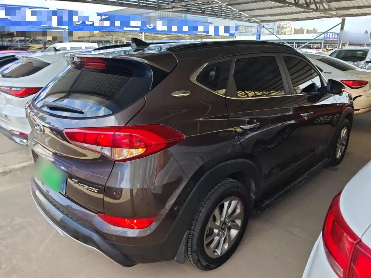 Hyundai Tucson 2015 1.6T Dual-Clutch Two-Wheel-Drive Smart Model — миниатюра 6