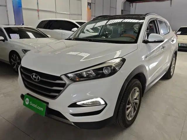 Hyundai Tucson 2015 1.6T Dual-Clutch Two-Wheel-Drive Smart Model