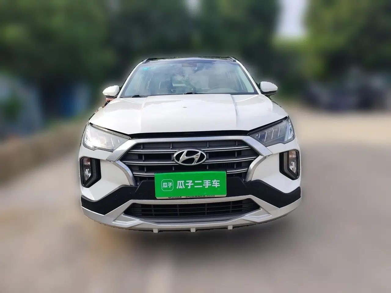 Hyundai Tucson 2019 280TGDi Dual-Clutch Two-Wheel Drive Fashion Edition China VI Standard — миниатюра 2