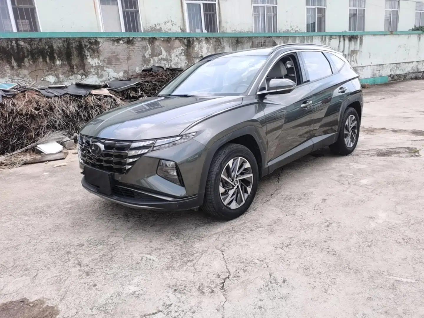 Hyundai Tucson 2022 Tucson L 2.0L Hybrid - Prestige Edition — миниатюра 1