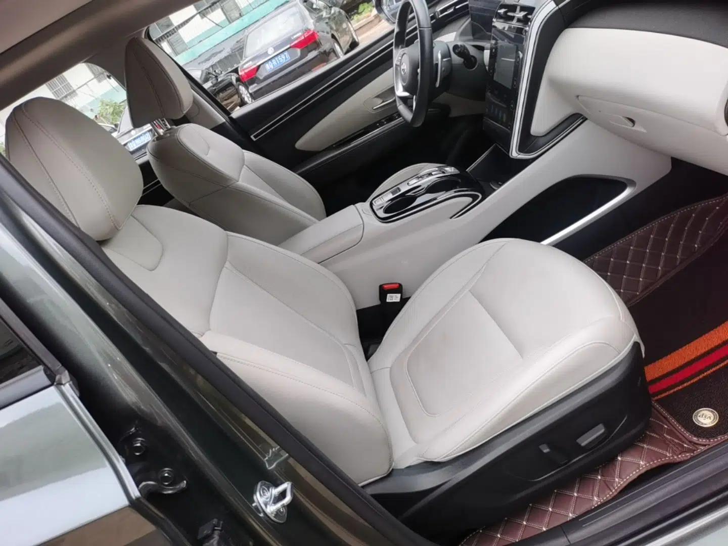 Hyundai Tucson 2022 Tucson L 2.0L Hybrid - Prestige Edition — миниатюра 19