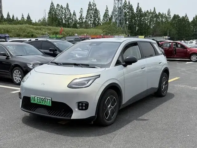 AION UT 2025 Model 420 Smart Edition
