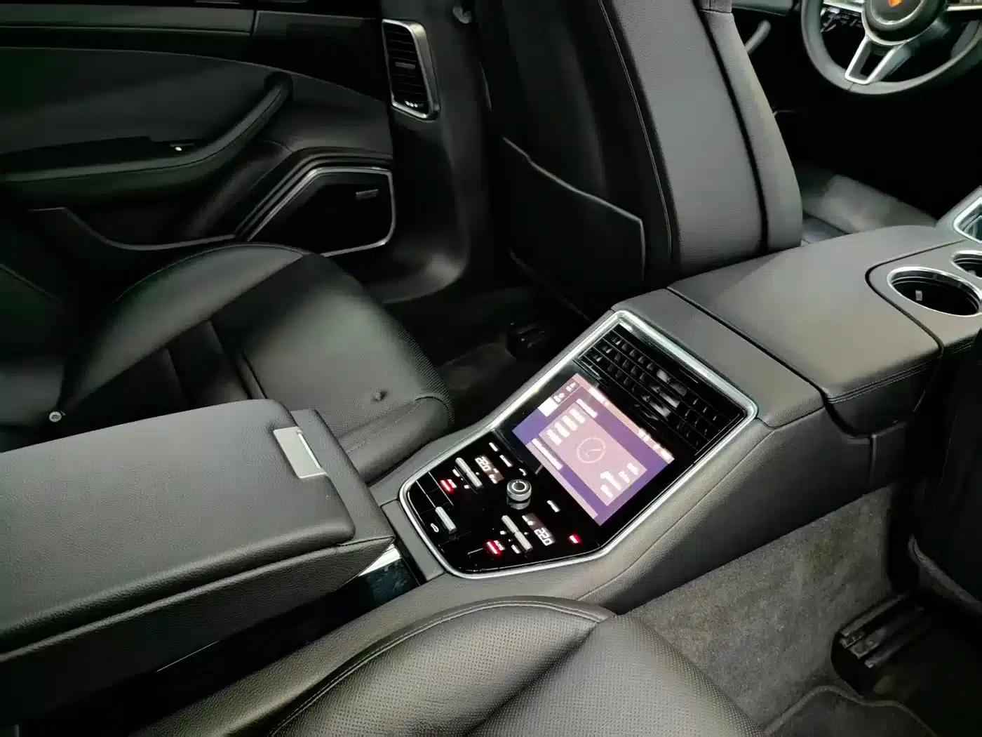 2017 Panamera 3.0T — миниатюра 12