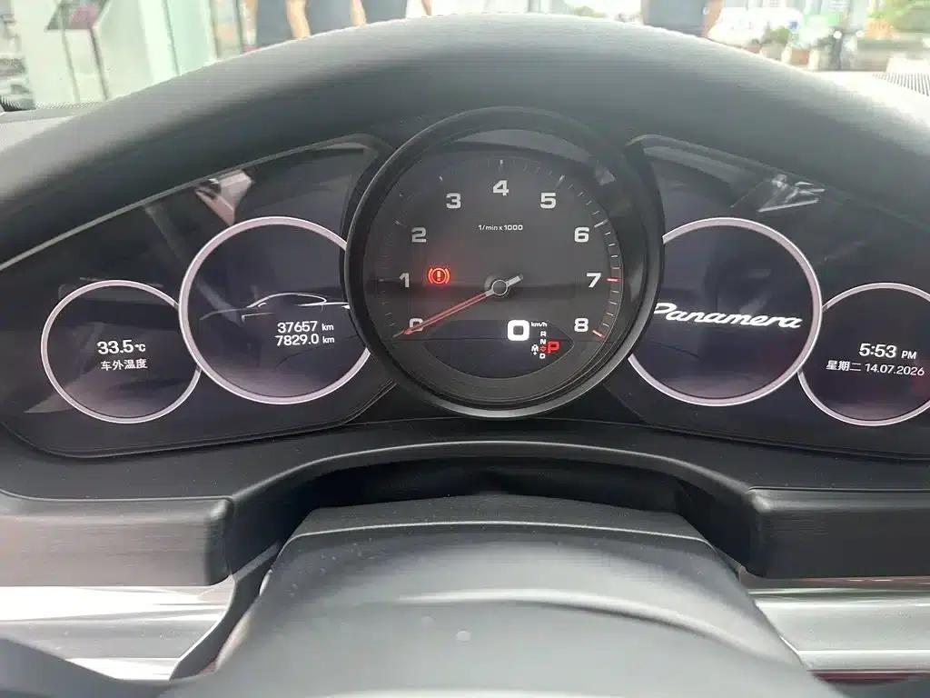 2023 Panamera Facelift Panamera 2.9T Platinum Edition — миниатюра 7