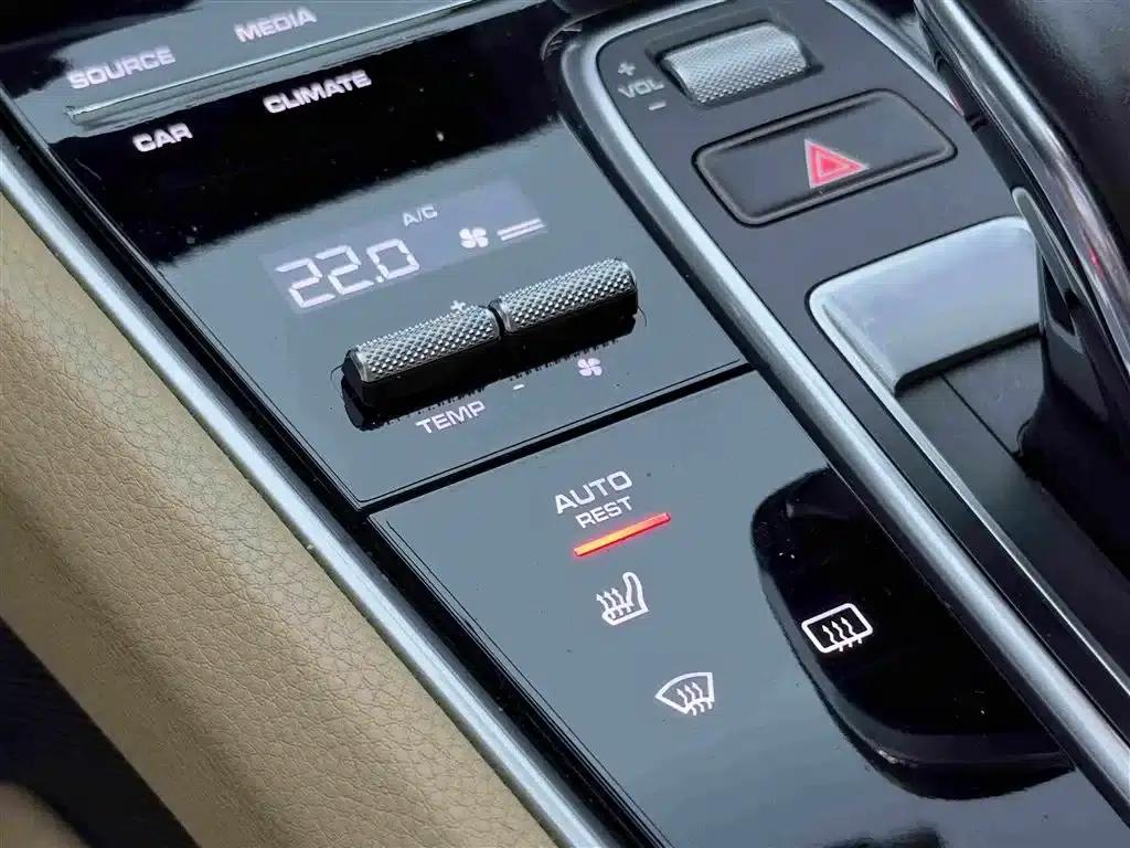 2017 Panamera 3.0T — миниатюра 16